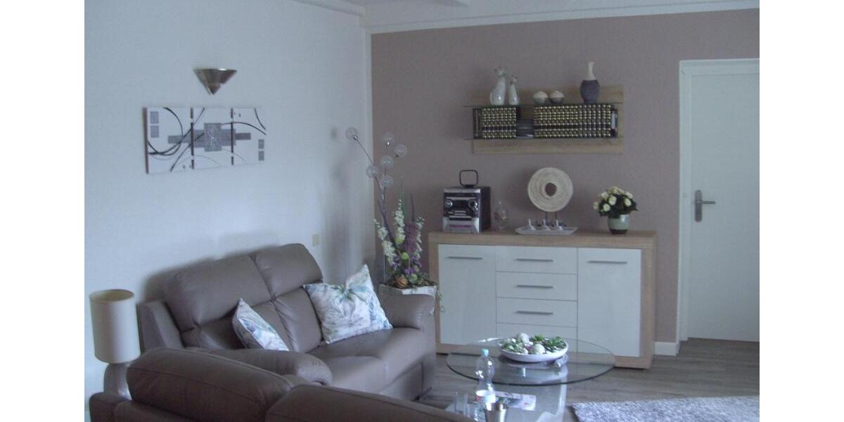 Erdgeschoßwohnung Wöllstadt - 3 Zimmer, 100 m&sup2;, 1.000&euro; | Angebot:25571721