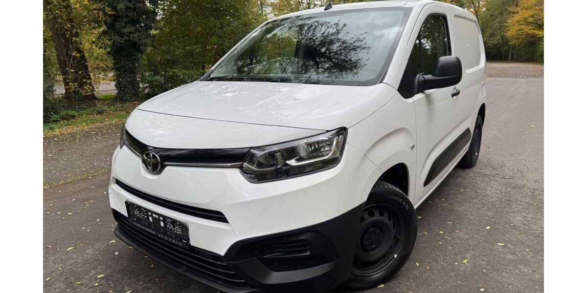 Toyota Proace (Verso) 94.000 km 11.990 &euro; Stockstadt 63811