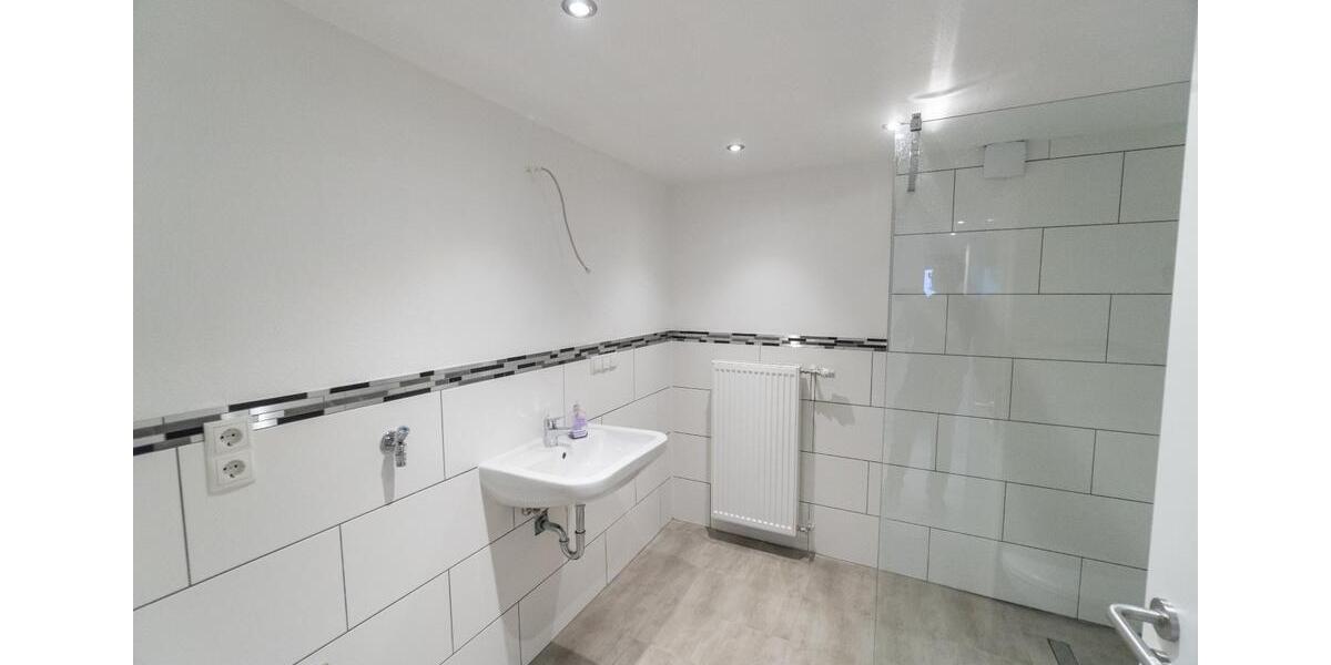 Erdgeschoßwohnung Linsengericht - 2 Zimmer, 63 m&sup2;, 700&euro; | Angebot:27621477