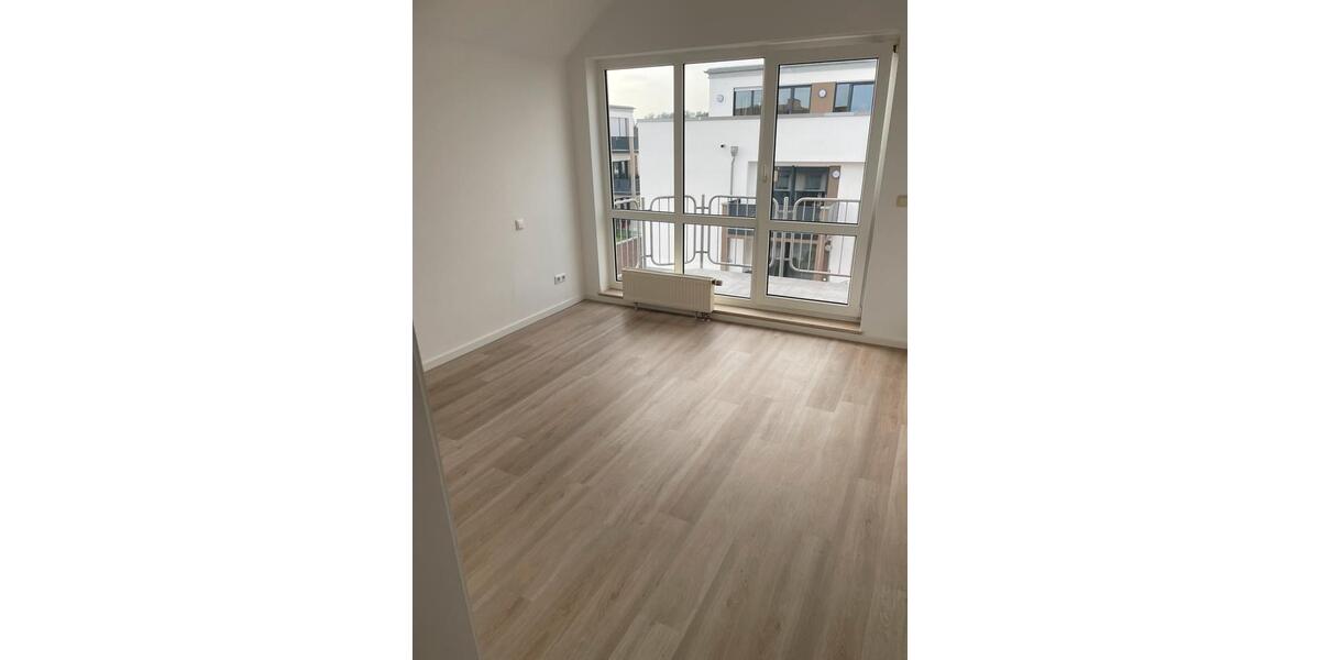 Dachgeschoßwohnung Gelnhausen - 2 Zimmer, 83 m&sup2;, 925&euro; | Angebot:25415642