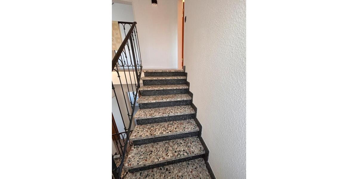 Einfamilienhaus Erlensee - 4 Zimmer, 90 m&sup2;, 1.700&euro; | Angebot:27623868