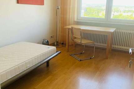 Zimmer Eschborn - 700&euro; | Angebot:13815353