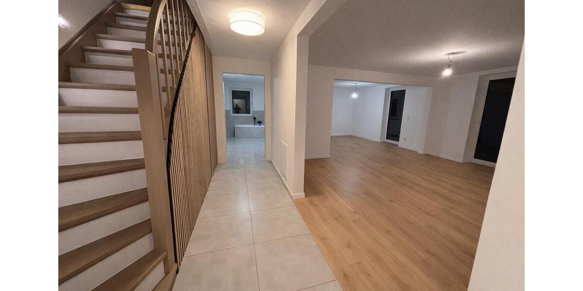 Doppelhaushälfte Florstadt - 3.5 Zimmer, 100 m&sup2;, 1.250&euro; | Angebot:25441074