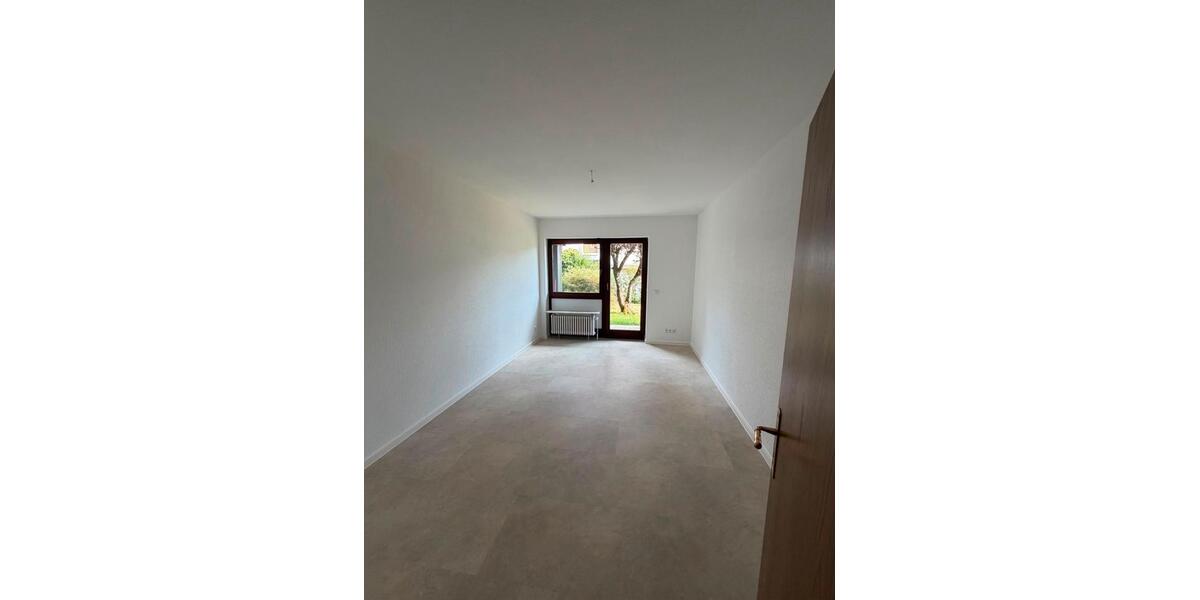 Erdgeschoßwohnung Mühlheim am Main - 4 Zimmer, 142 m&sup2;, 2.500&euro; | Angebot:27586324