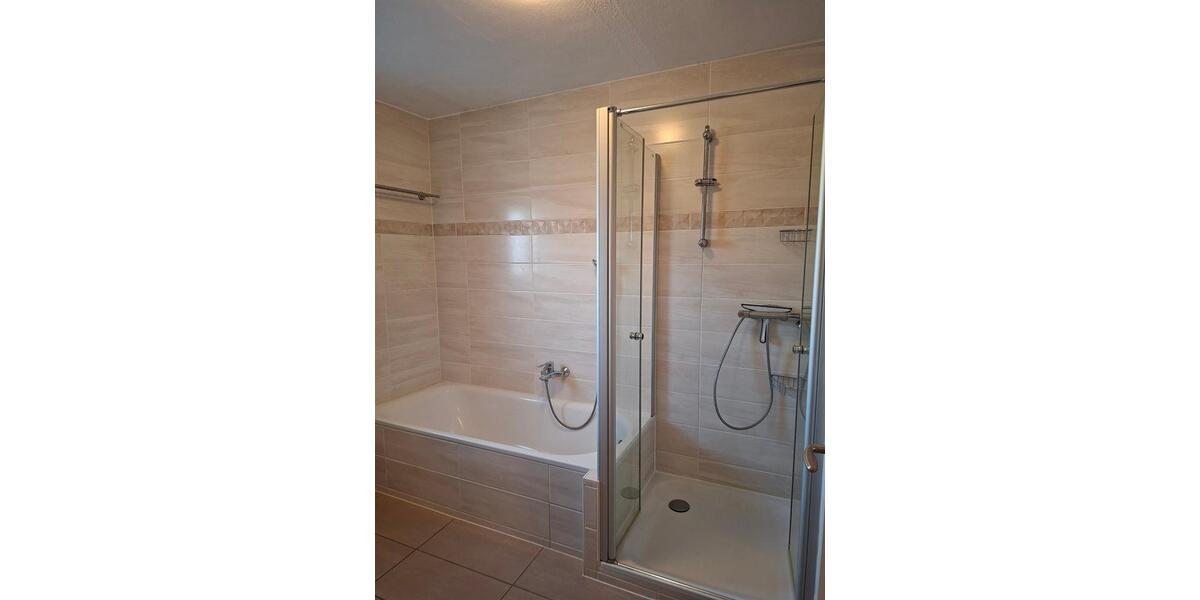 Etagenwohnung Haibach - 4 Zimmer, 96 m&sup2;, 890&euro; | Angebot:25311920