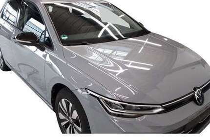 VW Golf 1.890 km 23.940 &euro; Bad Homburg 61348