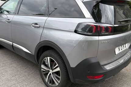 Peugeot 5008 192.293 km 13.031 &euro; Frankfurt am Main 60389