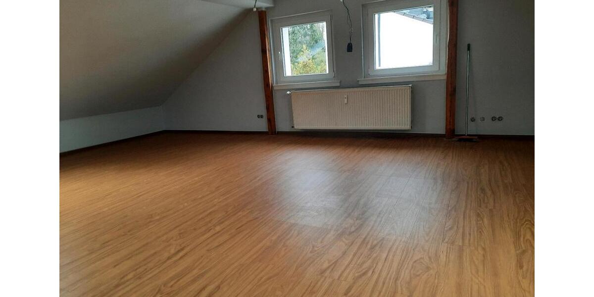 Dachgeschoßwohnung Frankfurt am Main Oberrad - 1 Zimmer, 42 m&sup2;, 950&euro; | Angebot:25968063