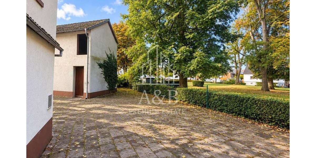 Einfamilienhaus Rodheim Rodheim vor der Höhe - 8 Zimmer, 180 m&sup2;, 490.000&euro; | Angebot:27583876