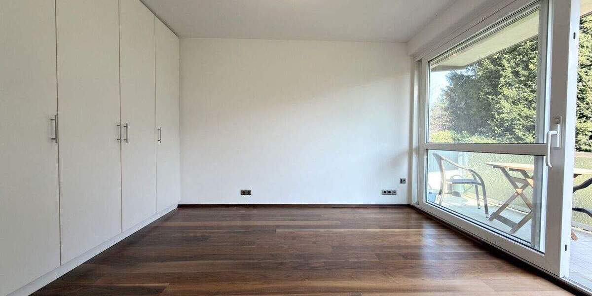 Etagenwohnung Frankfurt am Main Rödelheim - 3 Zimmer, 101 m&sup2;, 1.450&euro; | Angebot:25663802