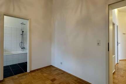 Wohnung Frankfurt am Main Bornheim - 3 Zimmer, 80 m&sup2;, 1.000&euro; | Angebot:27718528