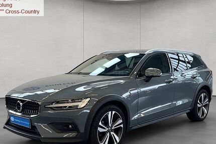 Volvo V60 Cross Country 62.313 km 36.450 &euro; Frankfurt am Main 60486