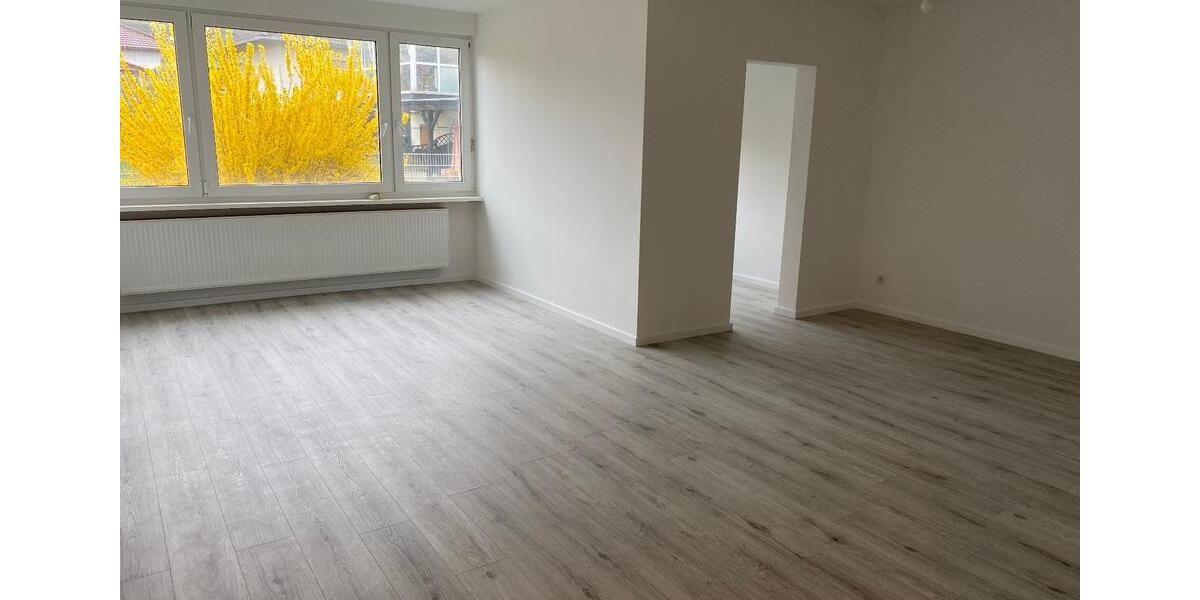 Hochparterre Rosbach vor der Höhe - 2 Zimmer, 54 m&sup2;, 755&euro; | Angebot:25920839