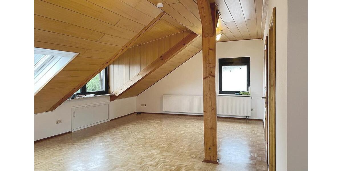 Dachgeschoßwohnung Bad Nauheim - 2 Zimmer, 60 m&sup2;, 900&euro; | Angebot:27630758