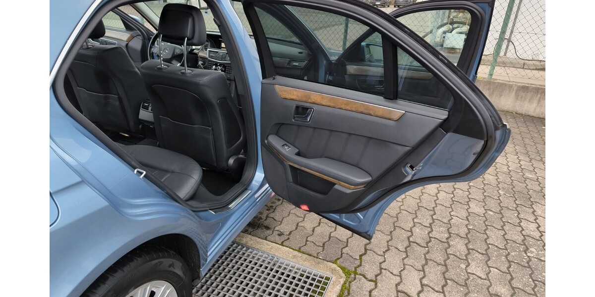 Mercedes-Benz E350 CDI 177.345 km 12.000 &euro; Karben 61184