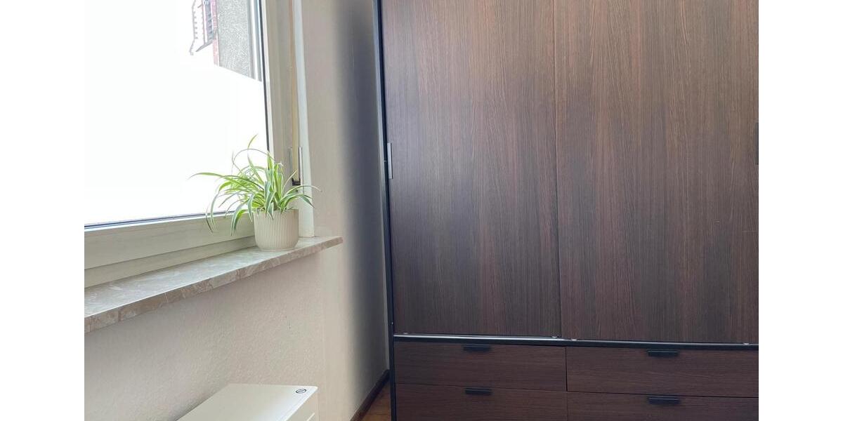 Etagenwohnung Aschaffenburg Damm - 2.5 Zimmer, 63 m&sup2;, 490&euro; | Angebot:25722556