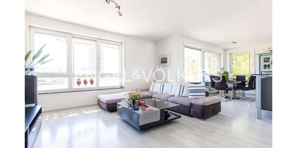 Etagenwohnung Frankfurt am Main Ostend - 3 Zimmer, 100 m&sup2;, 2.400&euro; | Angebot:25872577
