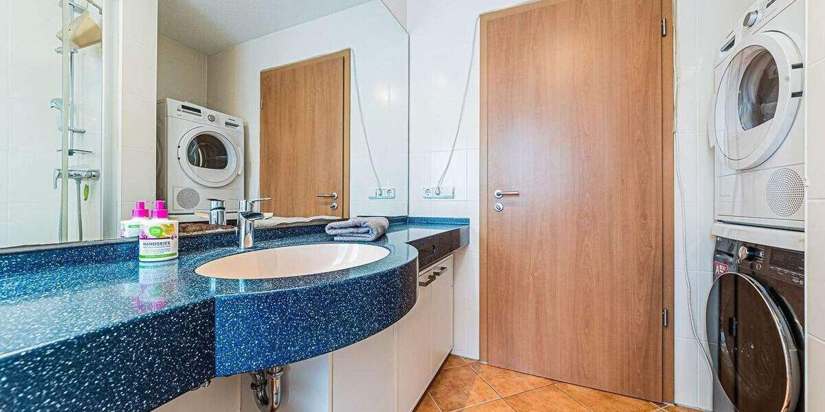 Etagenwohnung Frankfurt am Main Nied - 4 Zimmer, 110 m&sup2;, 2.450&euro; | Angebot:25727283