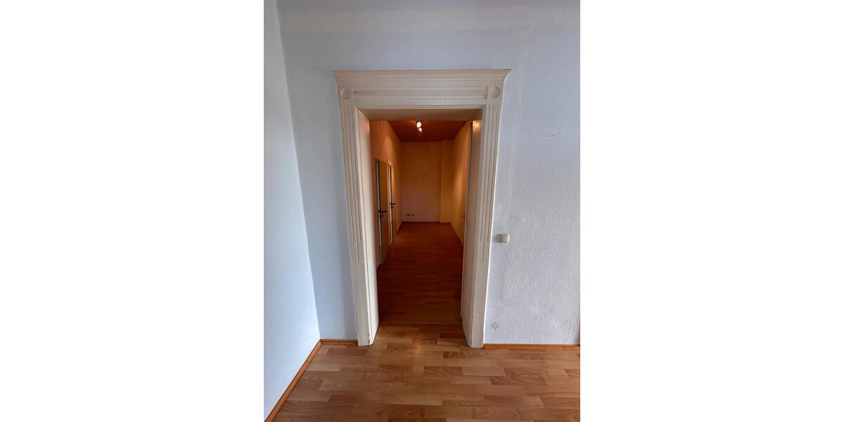 Etagenwohnung Frankfurt am Main West - 5 Zimmer, 130 m&sup2;, 2.000&euro; | Angebot:25646674