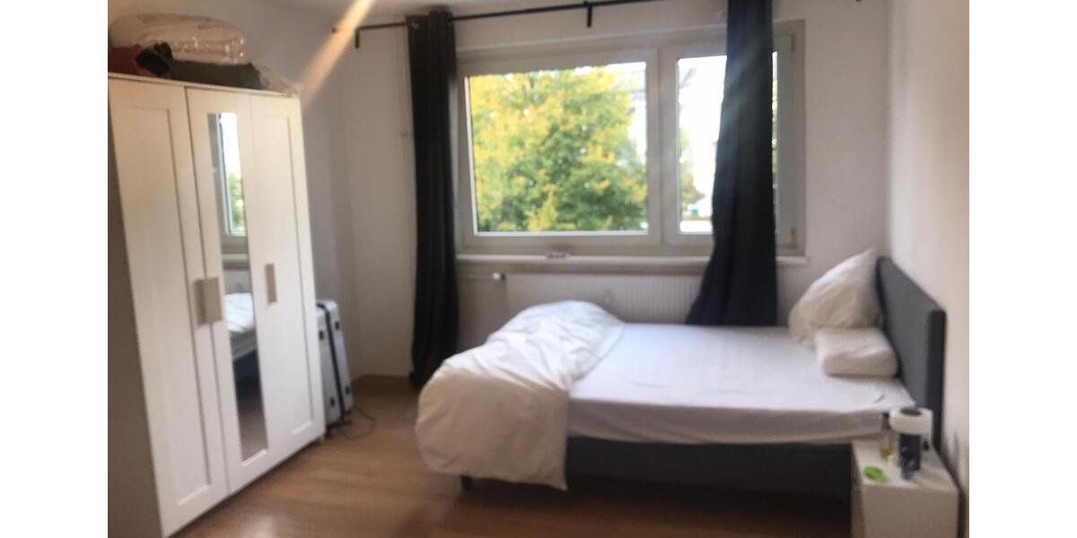 Etagenwohnung Frankfurt am Main Nord-Ost - 1 Zimmer, 20 m&sup2;, 650&euro; | Angebot:25905312