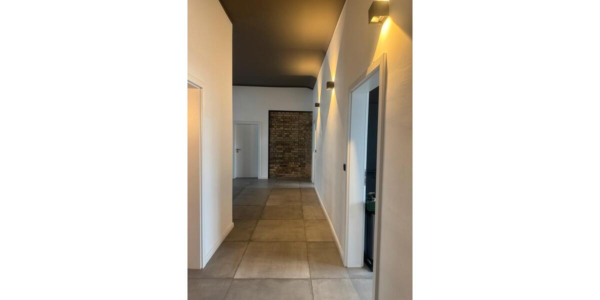 Etagenwohnung Offenbach am Main Buchrain - 4 Zimmer, 137 m&sup2;, 2.100&euro; | Angebot:25017577