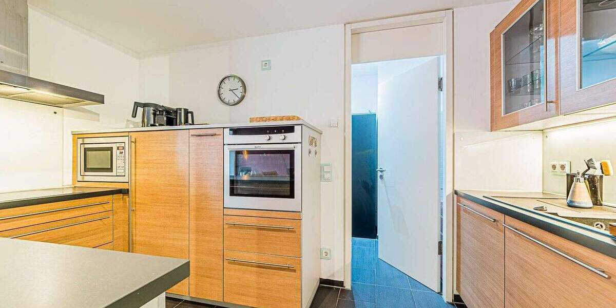 Etagenwohnung Frankfurt am Main Gallus - 3 Zimmer, 115 m&sup2;, 3.840&euro; | Angebot:25937437