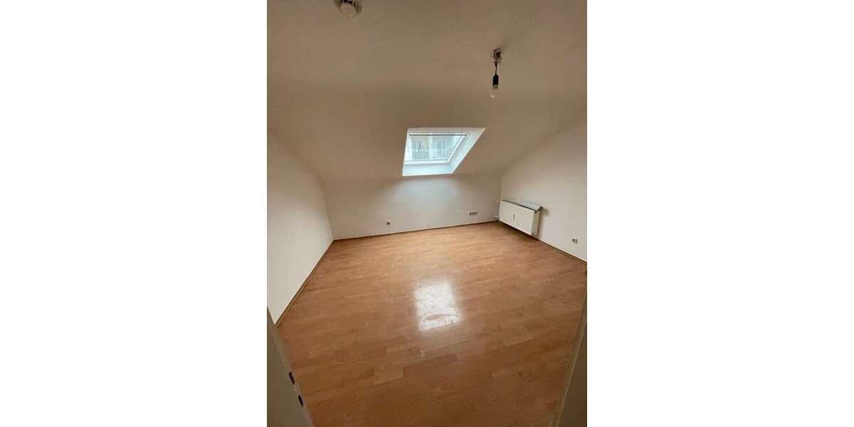 Etagenwohnung Frankfurt Rödelheim - 1 Zimmer, 25 m&sup2;, 500&euro; | Angebot:25970398