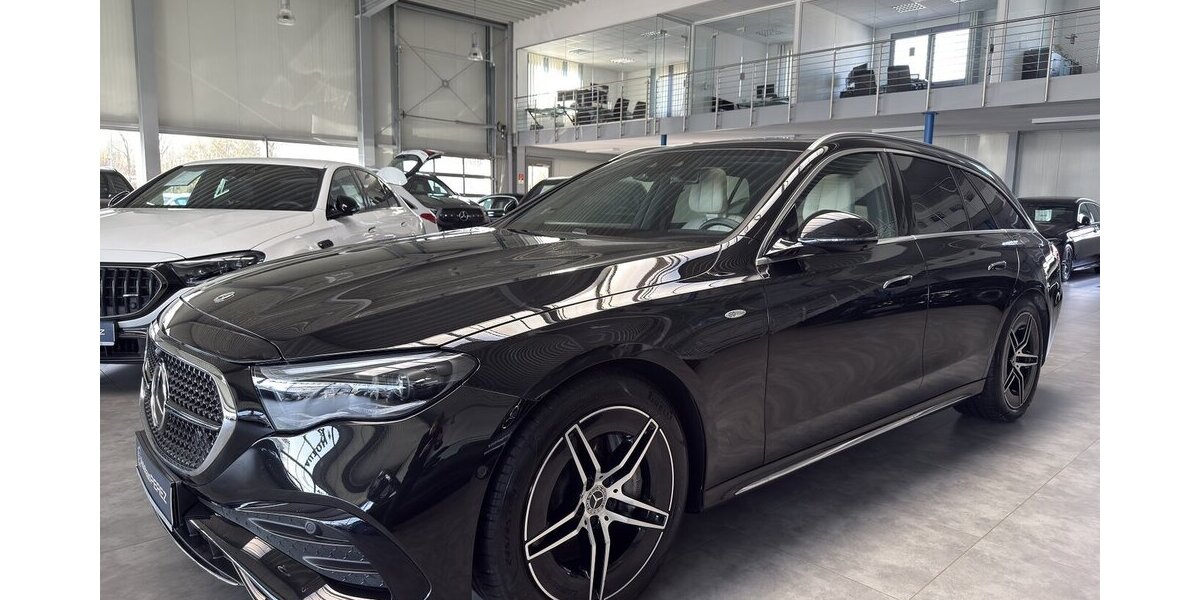 Mercedes-Benz E 300 T e EDITION AMG SUPERSCREEN-4D SOUND- AHK! 11.679 km 62.779 &euro; Groß-Umstadt 64823