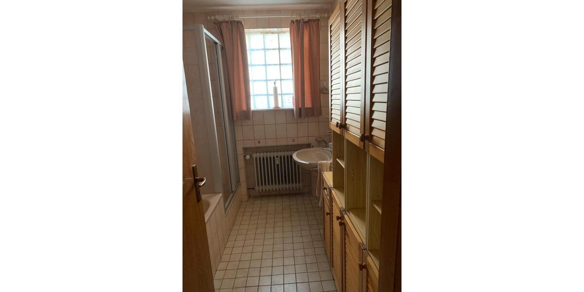 Mehrfamilienhaus, Wohnhaus Friedberg (Hessen) - 8 Zimmer, 200 m&sup2;, 485.000&euro; | Angebot:24827447