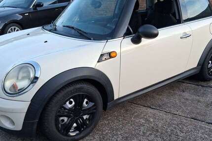 Mini One 135.094 km 1.599 &euro; Frankfurt Am Main 60388