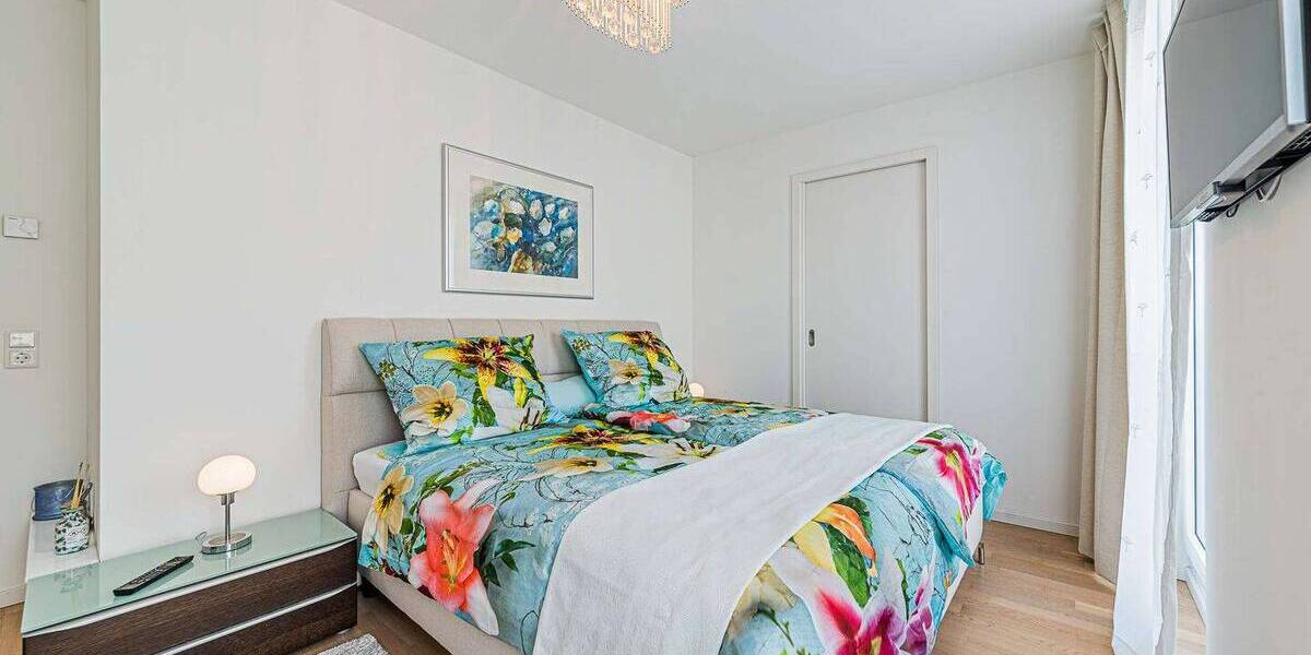 Etagenwohnung Frankfurt am Main Sachsenhausen - 3 Zimmer, 92 m&sup2;, 2.990&euro; | Angebot:26819685
