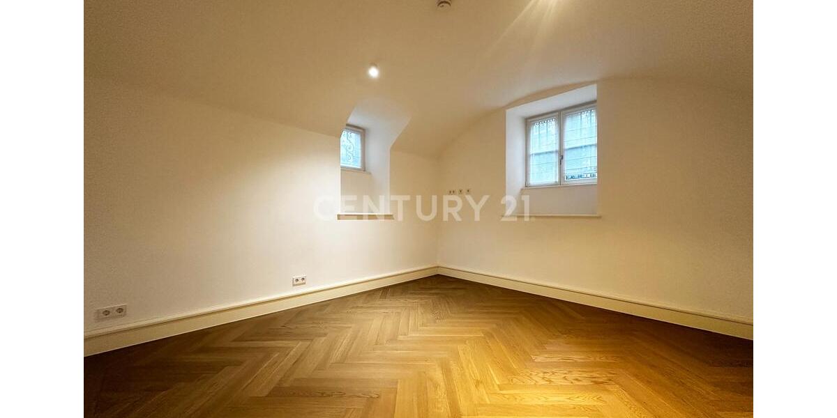 Maisonettenwohnung Frankfurt am Main Westend Süd - 3.5 Zimmer, 138 m&sup2;, 4.000&euro; | Angebot:25886621