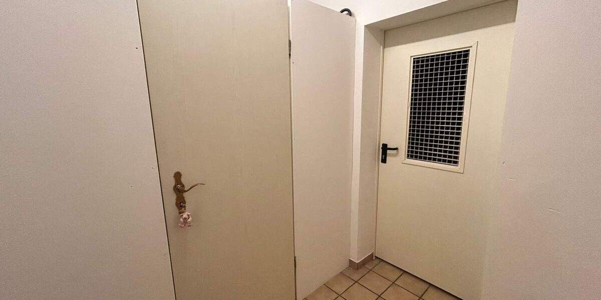 Mehrfamilienhaus, Wohnhaus Karben Burg-Gräfenrode - 8 Zimmer, 1.050.000&euro; | Angebot:25744695