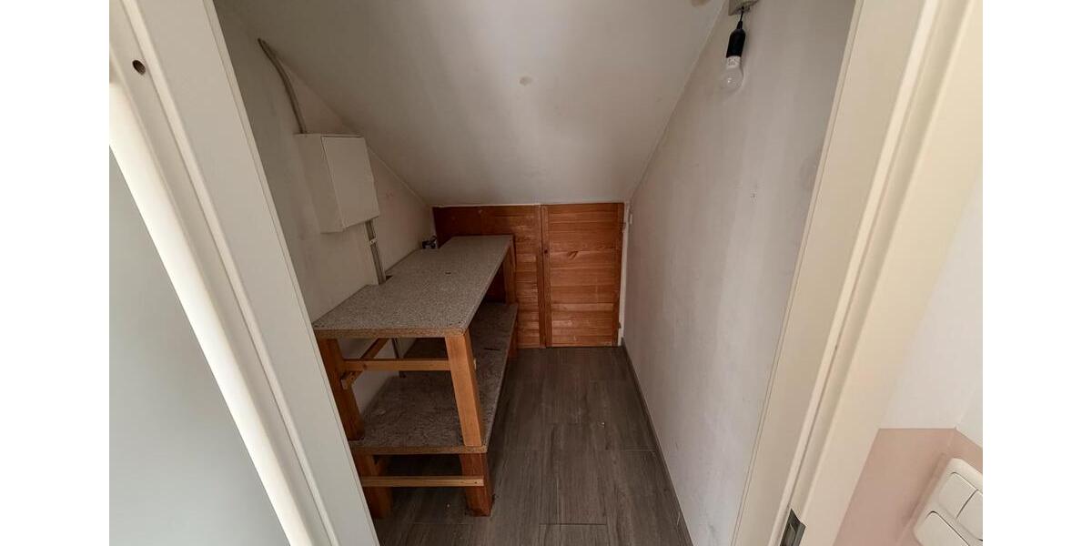 Etagenwohnung Kelsterbach - 4 Zimmer, 90 m&sup2;, 1.700&euro; | Angebot:25960484