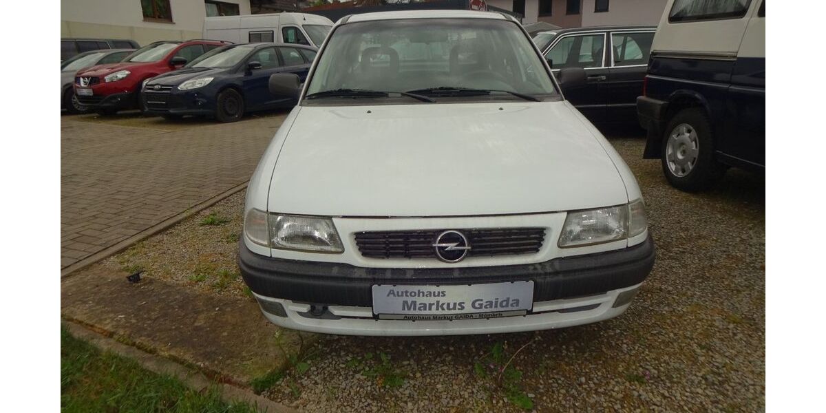 Opel Astra 83.000 km 2.950 &euro; Mömbris 63776