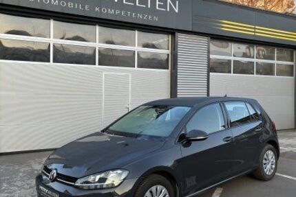 VW Golf 96.000 km 10.900 &euro; Friedrichsdorf 61381
