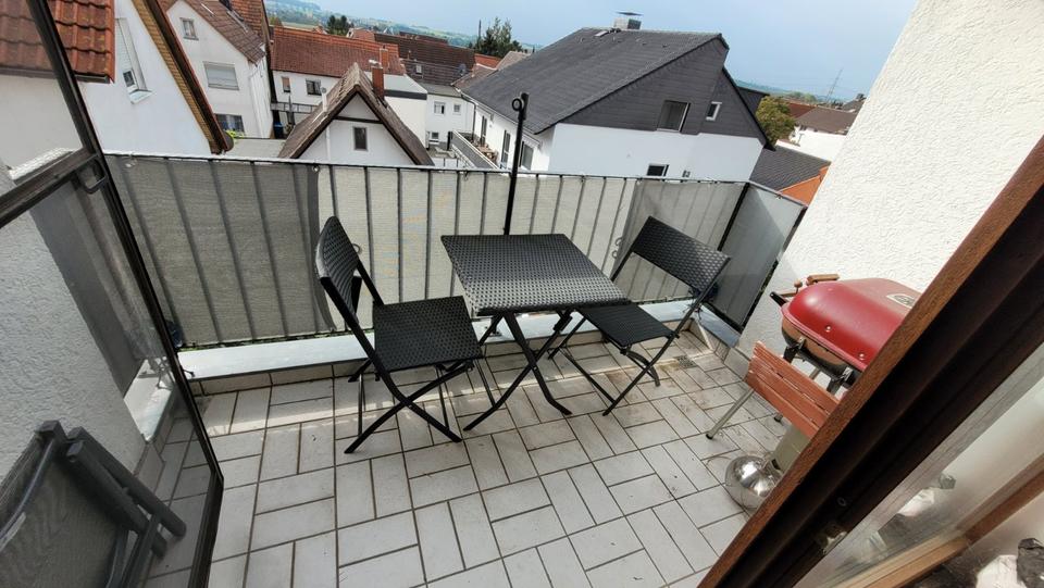 Dachgeschoßwohnung Karben - 2.5 Zimmer, 71 m&sup2;, 250.000&euro; | Angebot:26717751