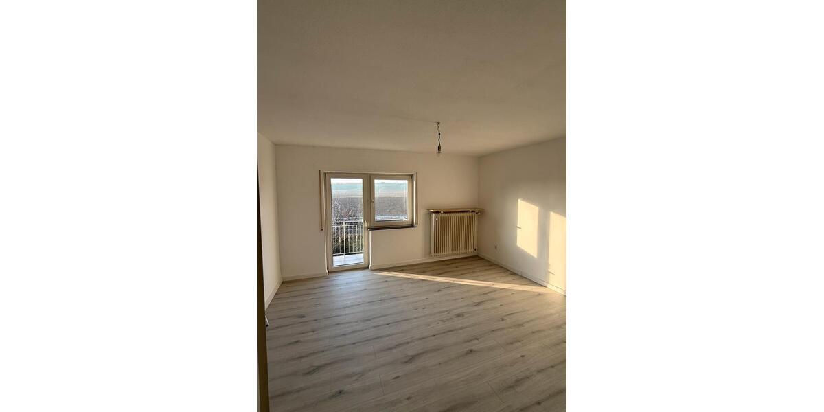 Maisonettenwohnung Karben - 3 Zimmer, 130 m&sup2;, 1.100&euro; | Angebot:25929751