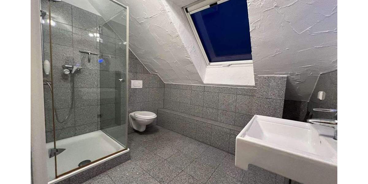 Mehrfamilienhaus, Wohnhaus Frankfurt am Main Schwanheim - 369.000&euro; | Angebot:25706154