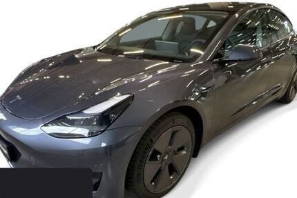 Tesla Model 3 23.816 km 30.800 &euro; Hanau 63457