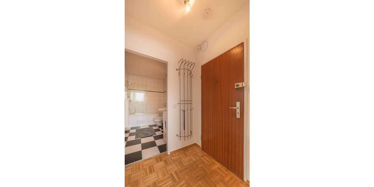 Etagenwohnung Frankfurt am Main Westend-Süd - 2 Zimmer, 45 m&sup2;, 1.820&euro; | Angebot:25663717