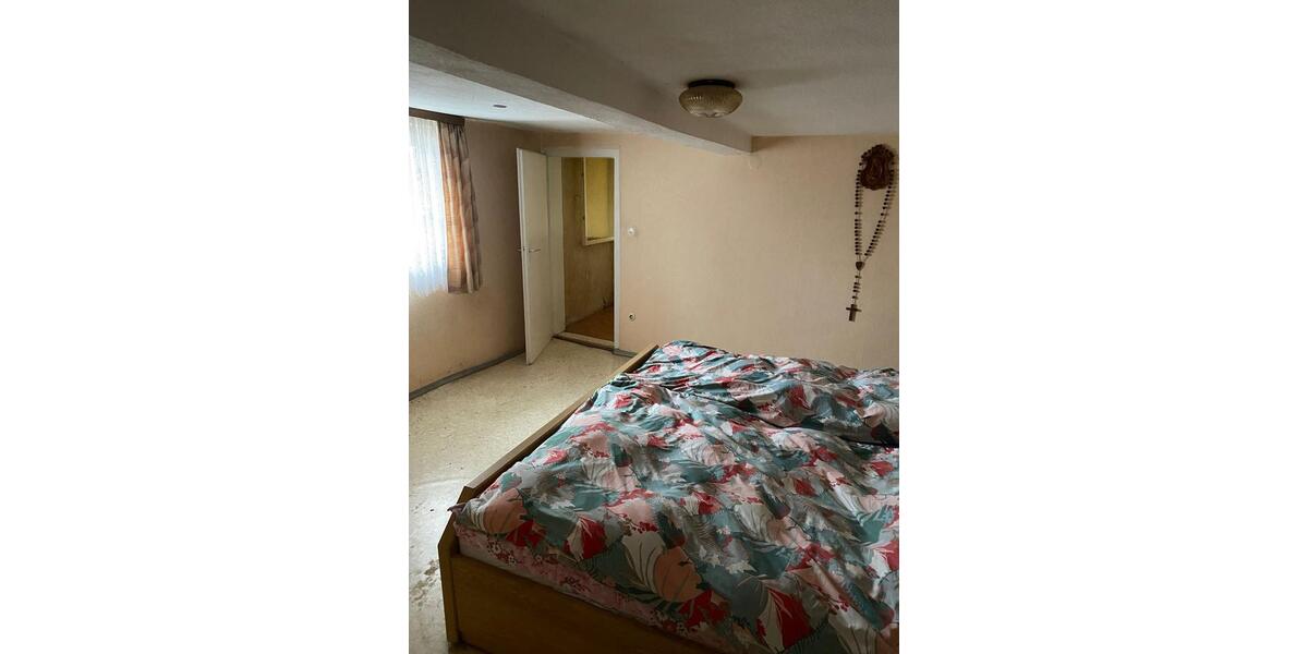 Einfamilienhaus Babenhausen - 7 Zimmer, 85 m&sup2;, 150.000&euro; | Angebot:26638343