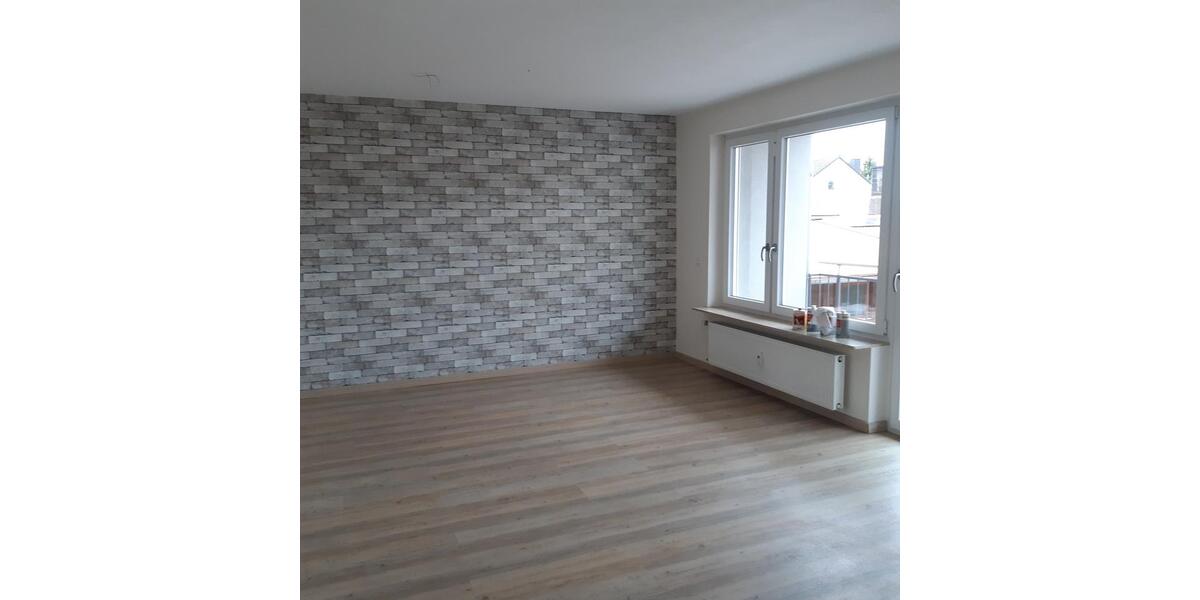 Etagenwohnung Schöllkrippen - 3 Zimmer, 106 m&sup2;, 800&euro; | Angebot:25807308