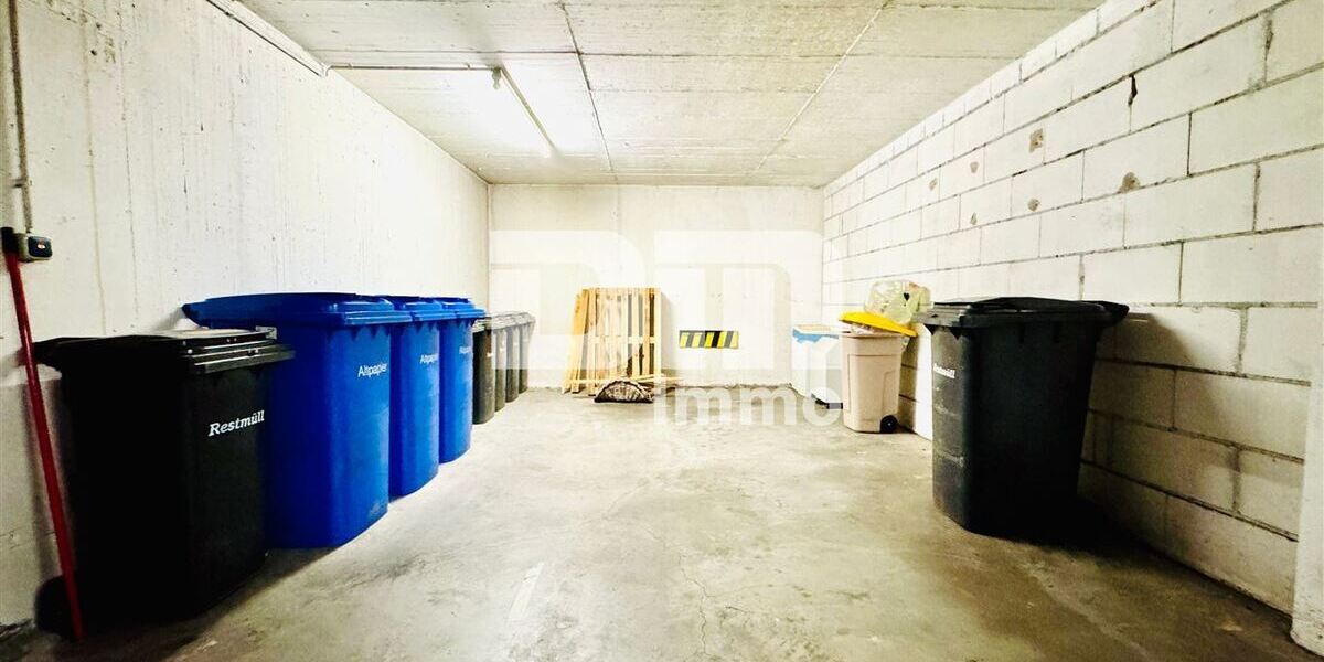 Ladeneinheit und Büro Praxisfläche teilvermietet im Paket mit umfangreicher Ausstattung - Gewerbeobjekt Kleinostheim | Angebot:26971242