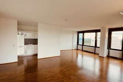 Wohnung Frankfurt Niederrad - 2 Zimmer, 81 m&sup2;, 1.440&euro; | Angebot:27549186