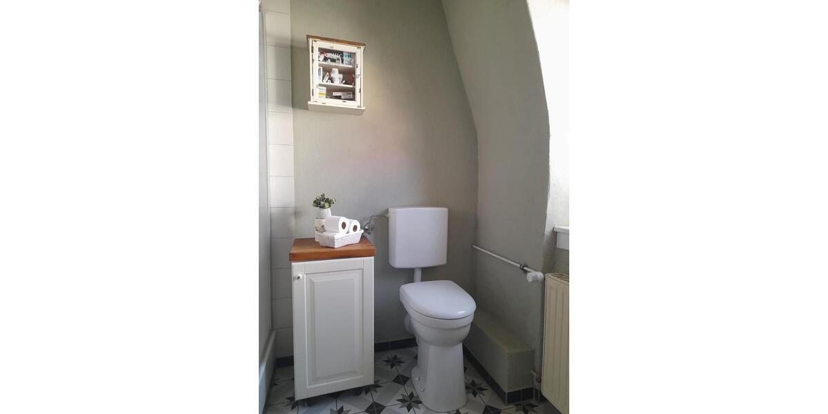 Einfamilienhaus Büdingen - 8 Zimmer, 174 m&sup2;, 375.000&euro; | Angebot:25394715