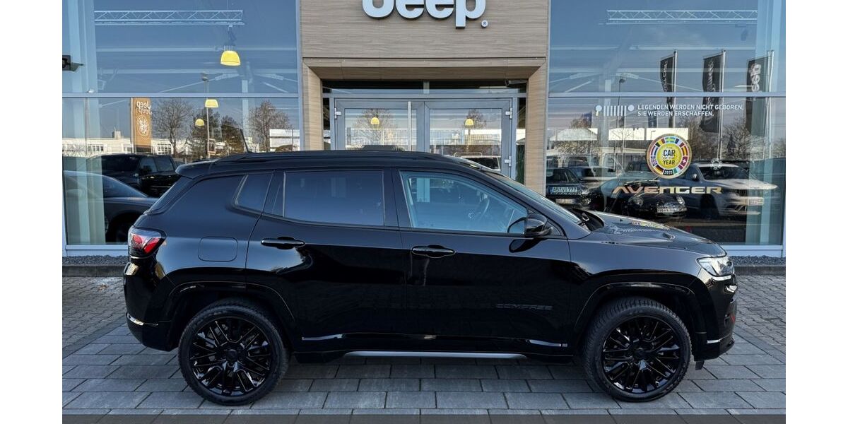 Jeep Compass 26.300 km 24.390 &euro; Aschaffenburg 63741