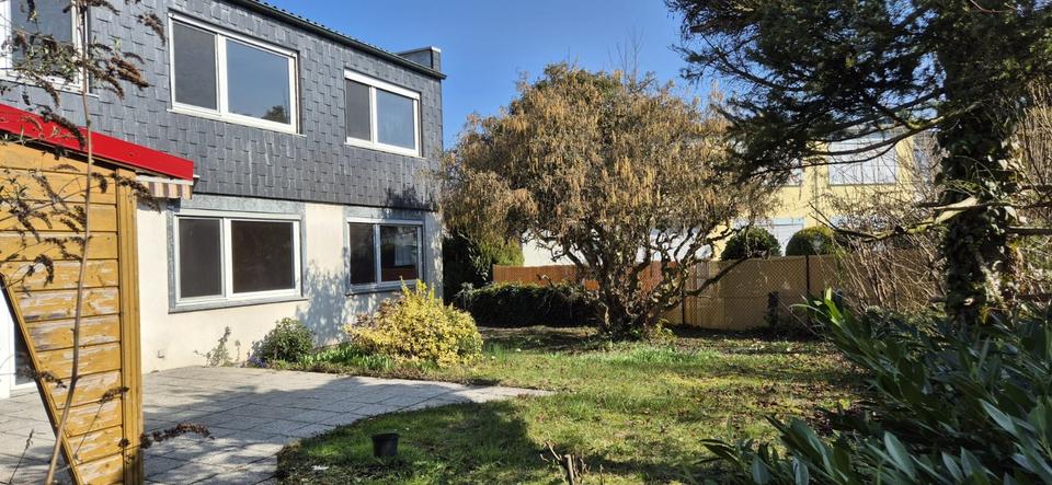 Einfamilienhaus Bad Homburg vor der Höhe Gonzenheim - 5 Zimmer, 130 m&sup2;, 595.000&euro; | Angebot:25832531