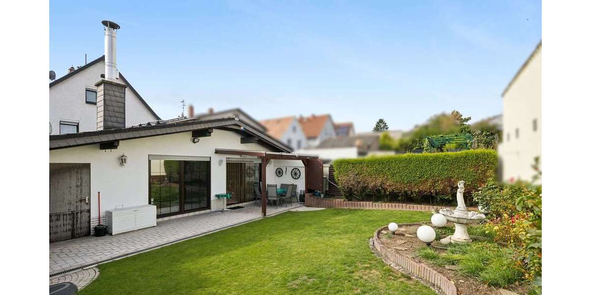 Einfamilienhaus Bad Nauheim - 8 Zimmer, 261 m&sup2;, 879.000&euro; | Angebot:24362731