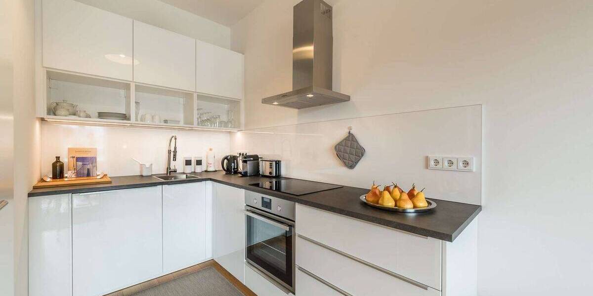 Etagenwohnung Frankfurt am Main Bahnhofsviertel - 2 Zimmer, 65 m&sup2;, 2.290&euro; | Angebot:26064210